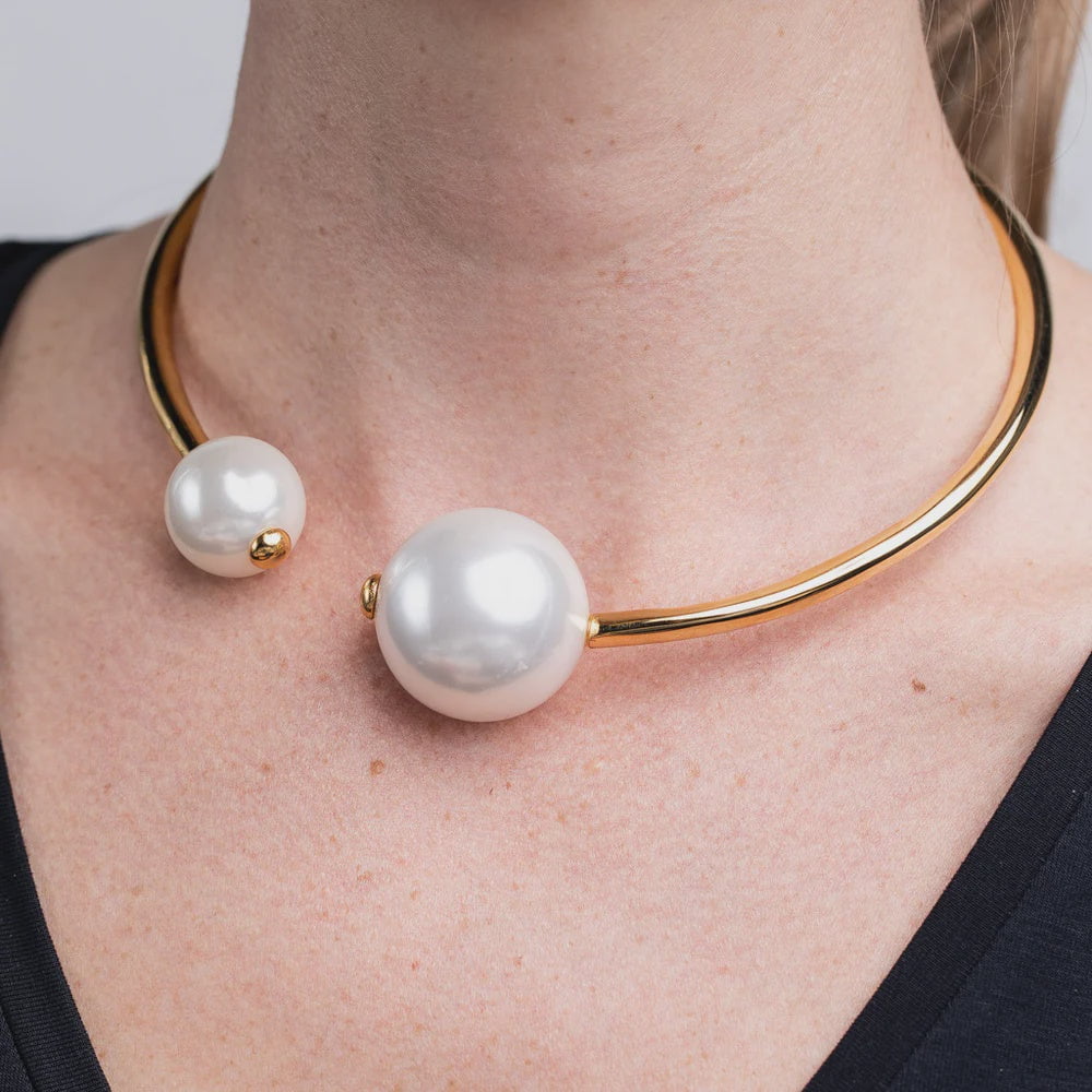 Pearl Ended Collar Necklace