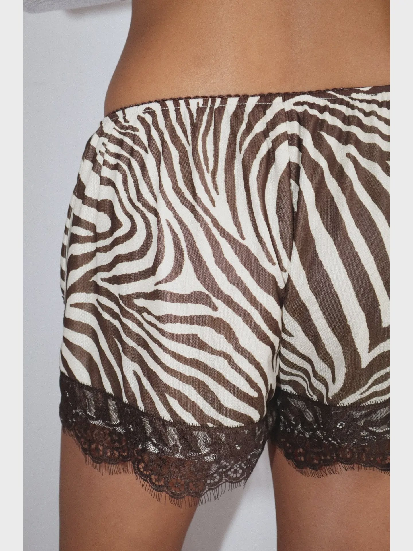 Zebra Print Lace Trim Shorts / Cream Brown