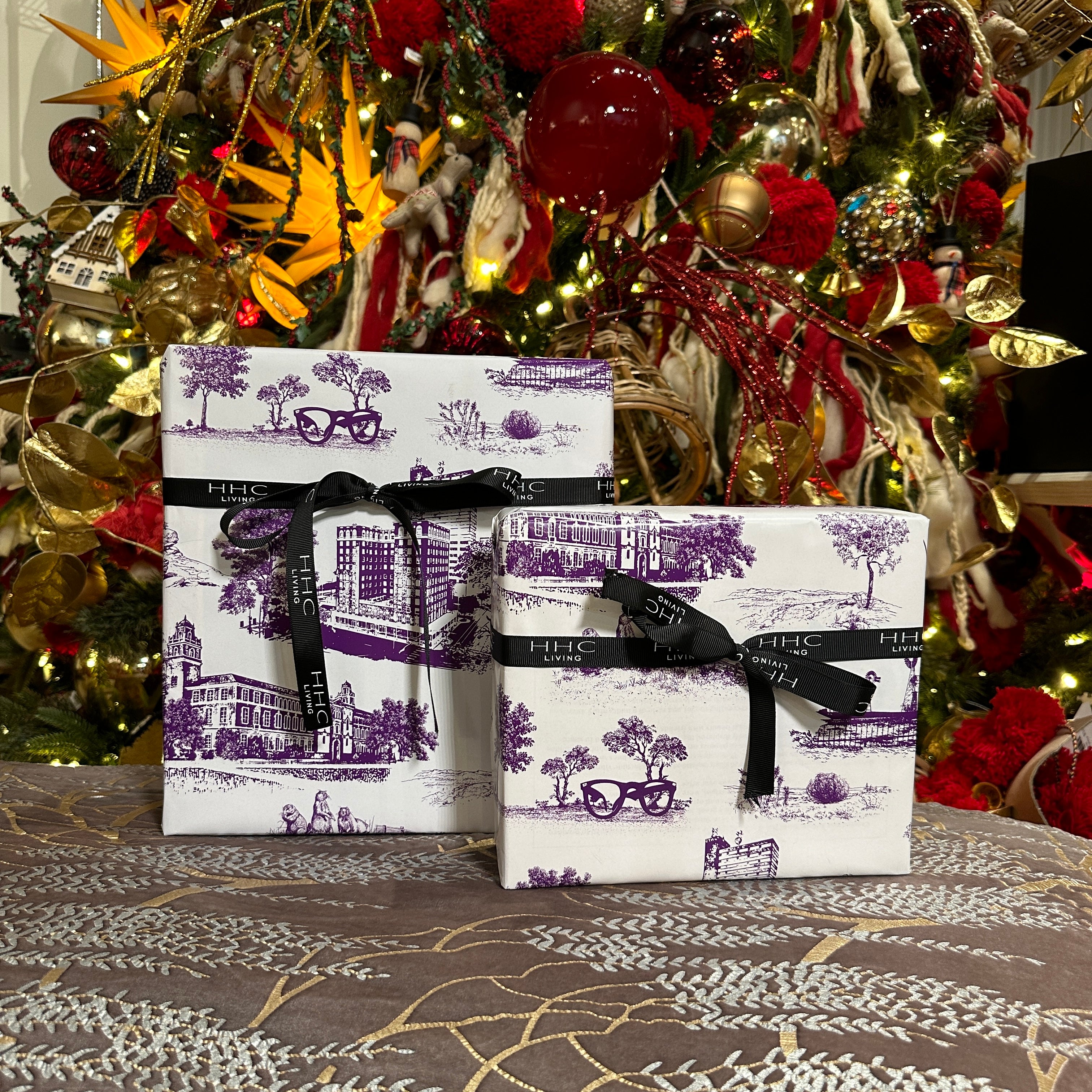 The Lubbock Toile™ Wrapping Paper / Purple