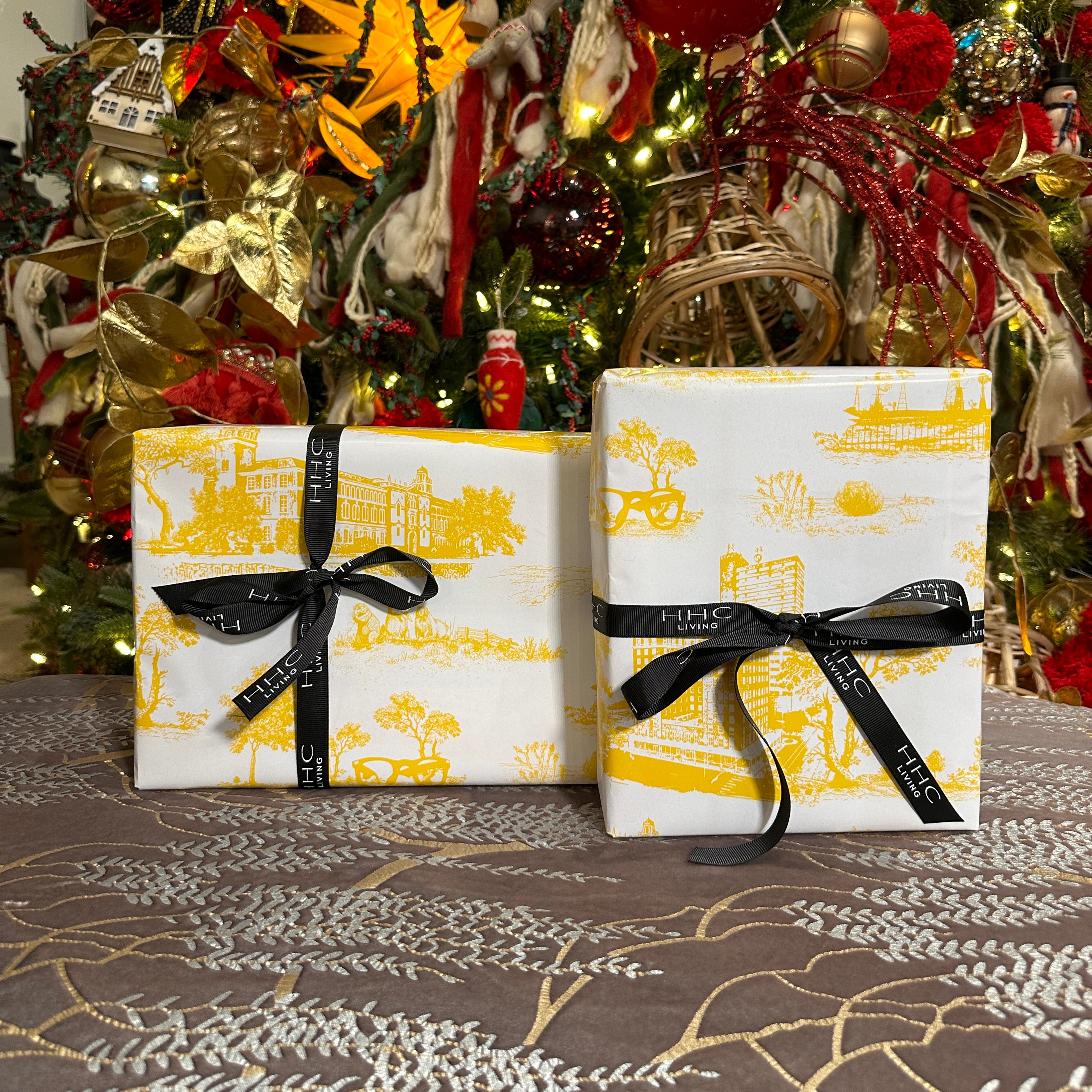 The Lubbock Toile™ Wrapping Paper / Yellow