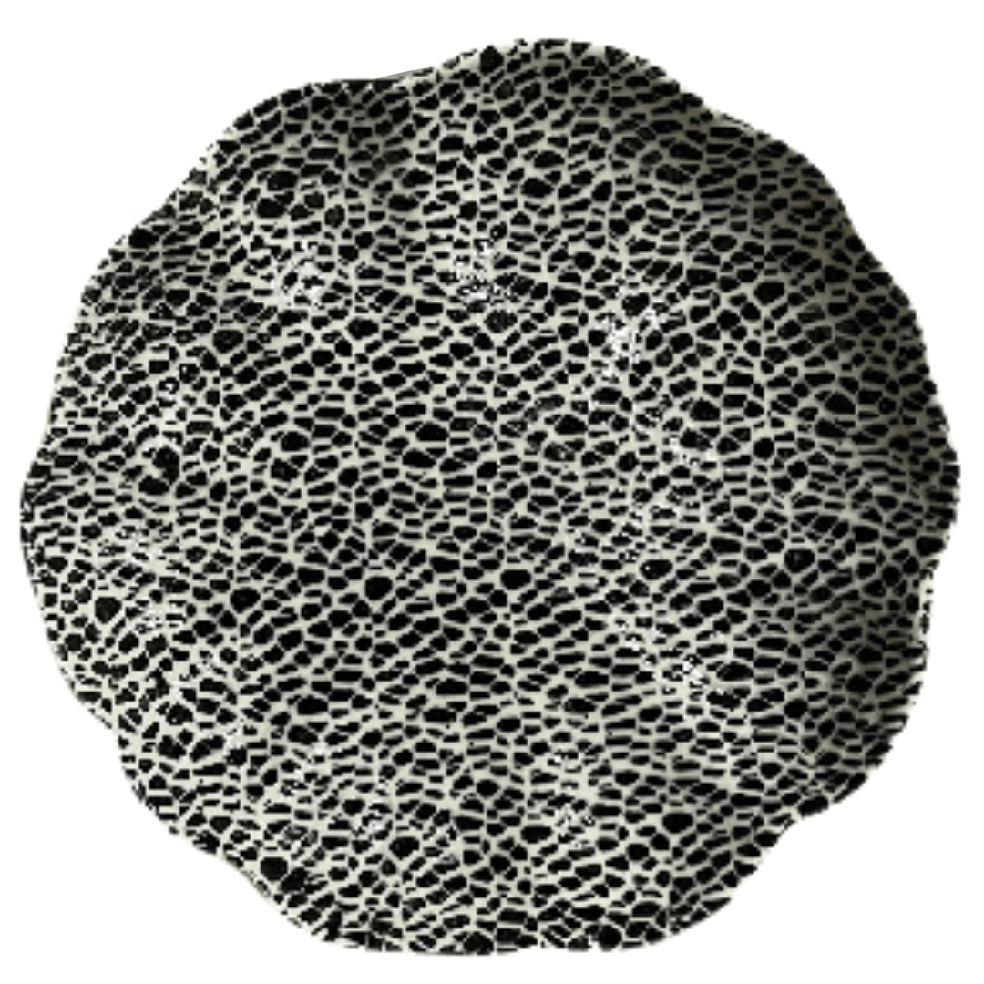 Large Scalloped Bowl / Pebble Black