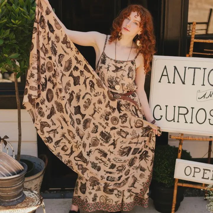 Bohemian Scarf / Curiosities