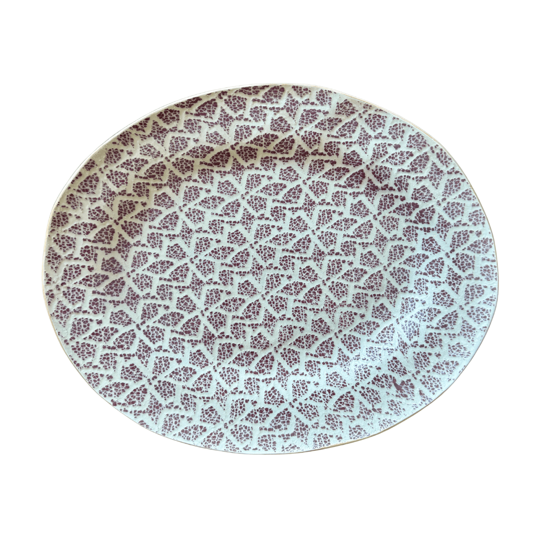 Medium Oval / Pinwheel Berry