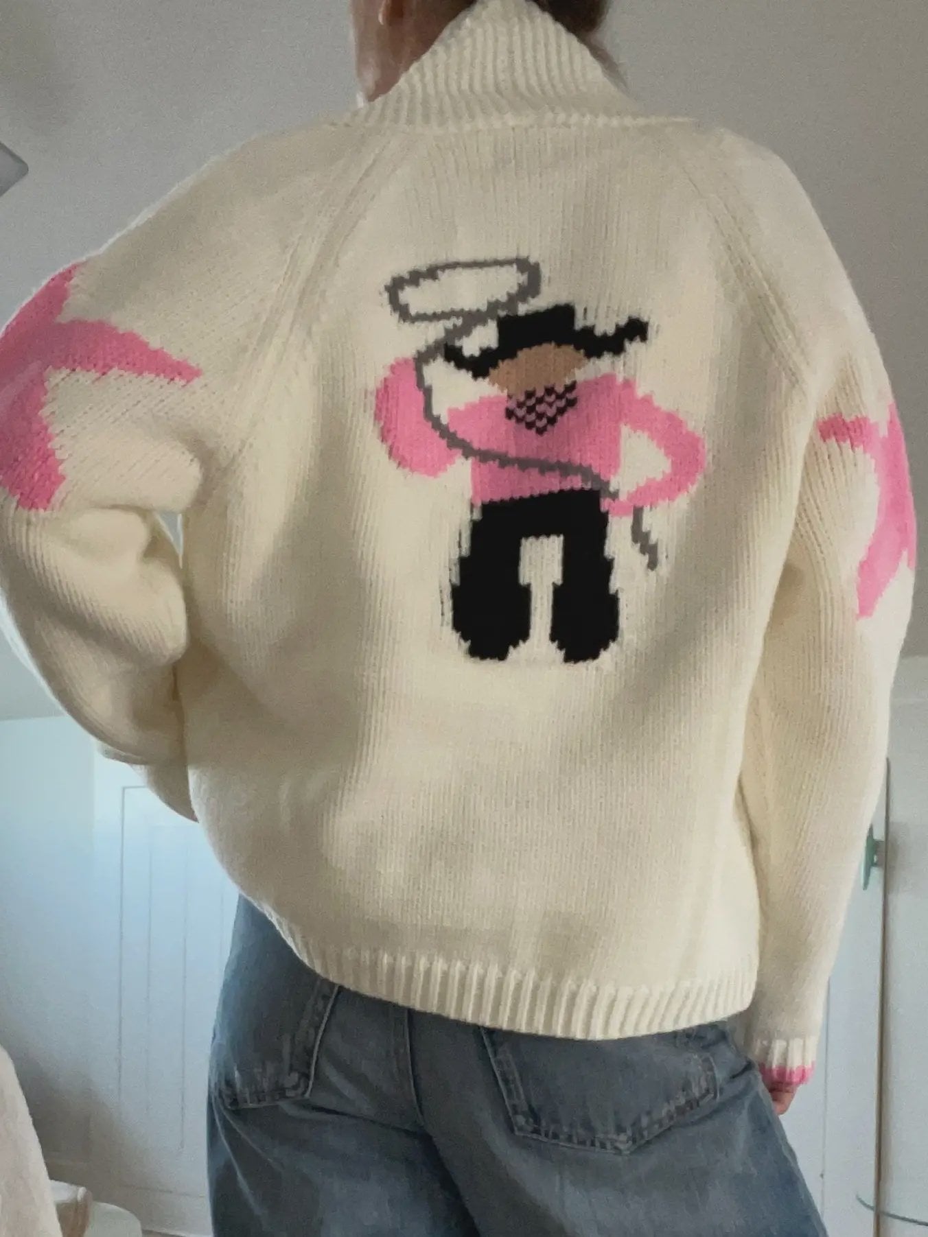Cowboy Varsity Cardigan / White Pink
