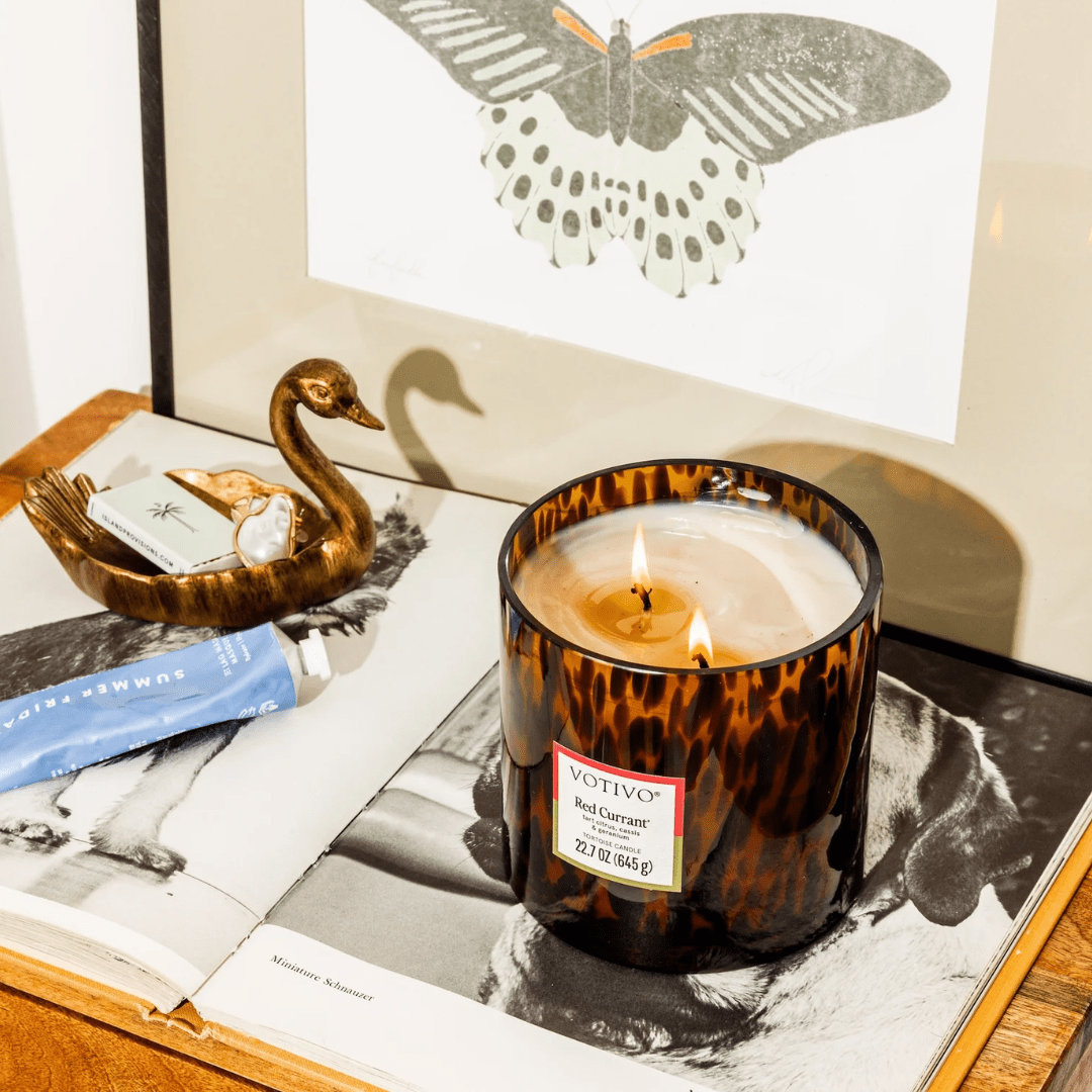 Red Currant Tortoise Candle 22.7 oz.