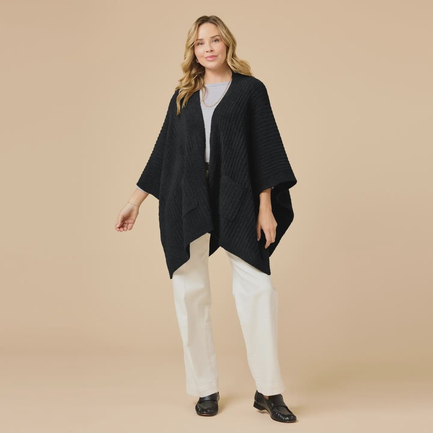 Solid Rib Marshmallow Shawl / Black