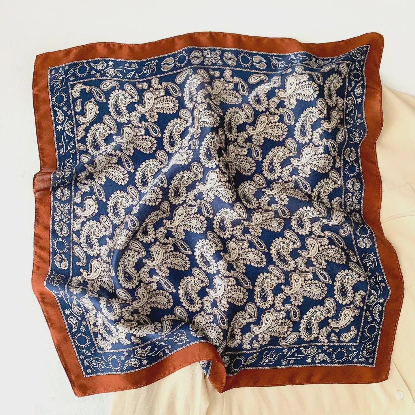 21" Vintage Paisley Silk Scarf / Navy Caramel Border