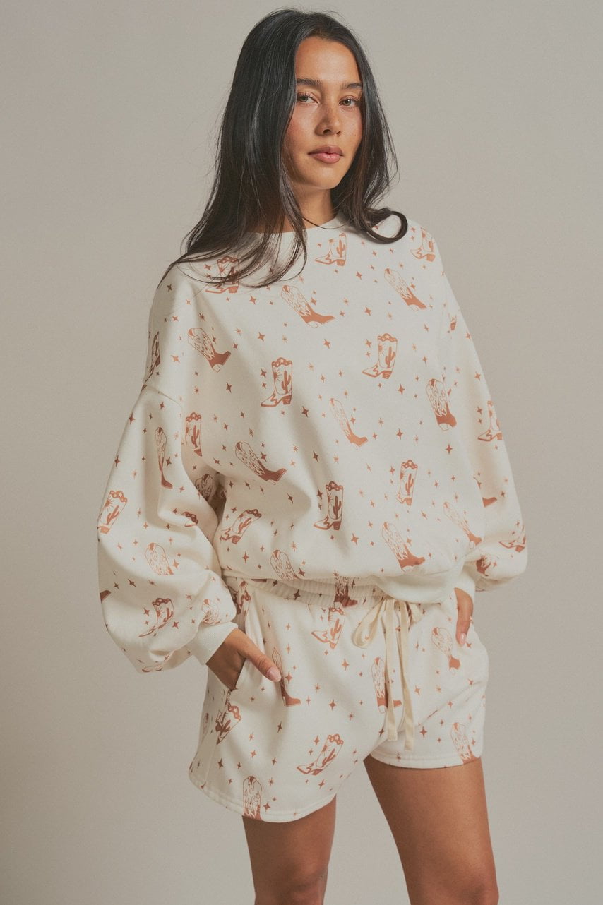 Cowboy Boot Print Sweatshirt and Shorts Set / Cream
