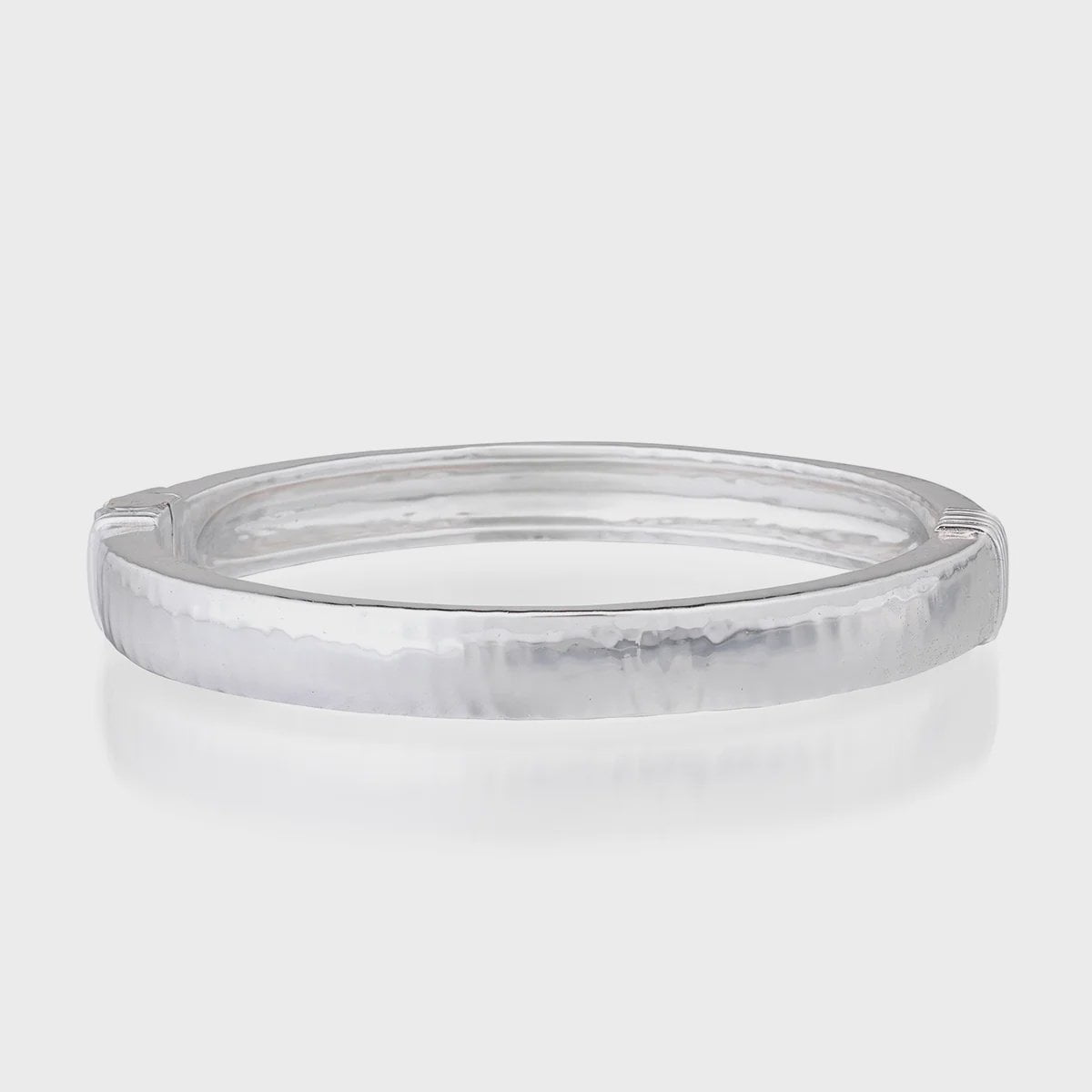 Cleopatra Oval Hinged Bangle - Silver