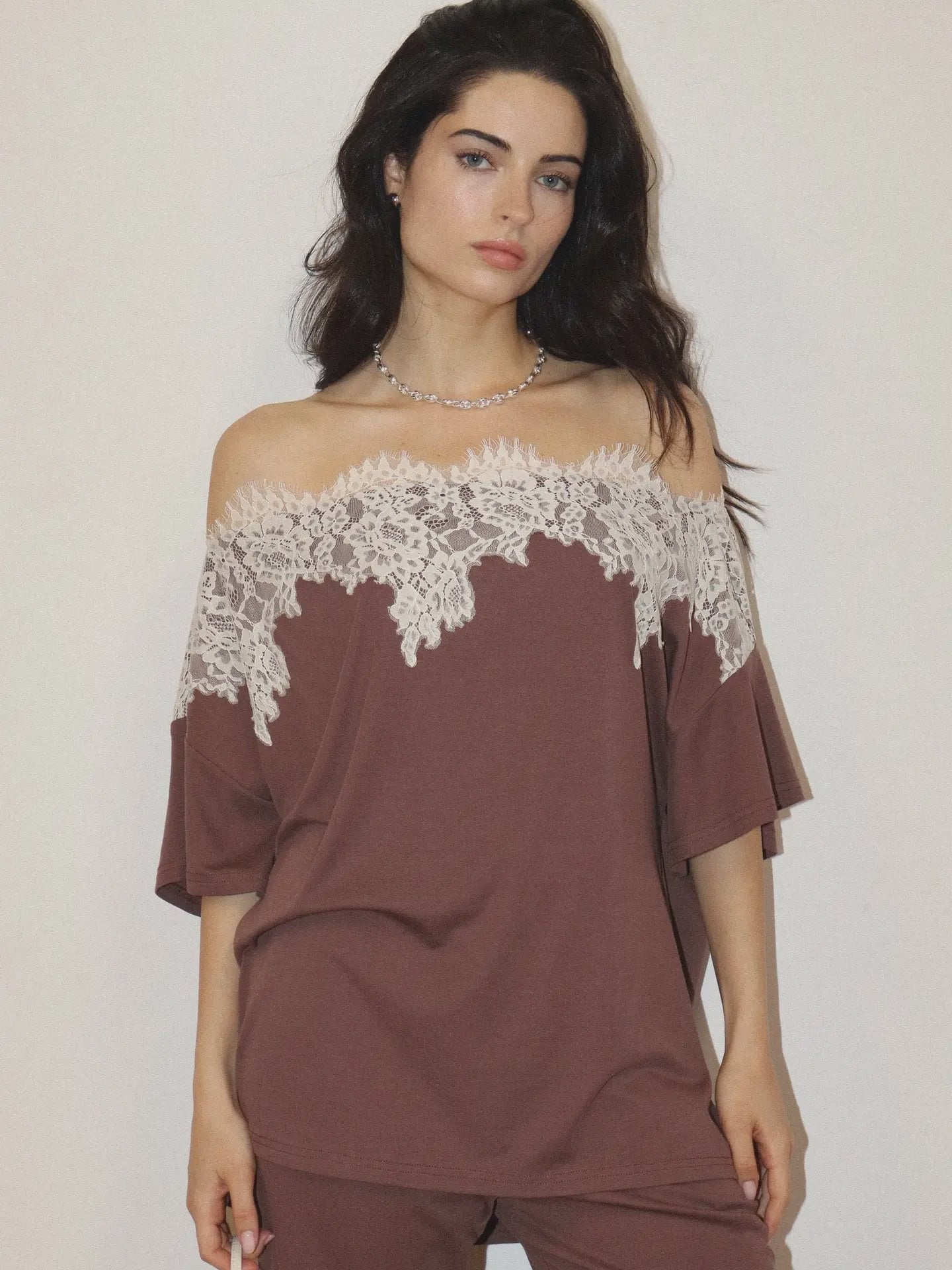 Lace Off Shoulder Top / Chocolate
