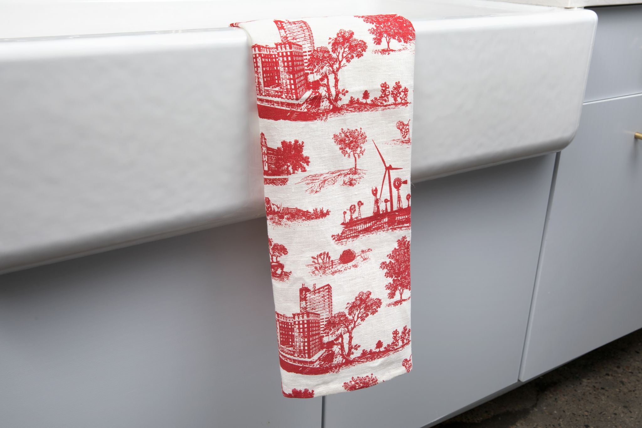 The Lubbock Toile™ Tea Towel/ Red